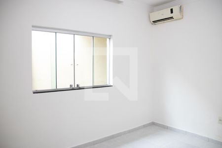 Casa à venda com 295m², 3 quartos e 1 vaga Casa à venda com 295m², 3 quartos e 1 vagaQuarto 02