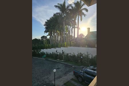 Casa de condomínio para alugar com 160m², 4 quartos e 3 vagas