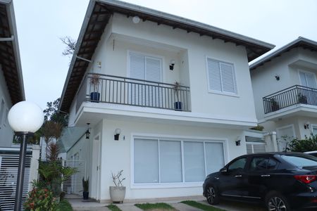 Casa de Condomínio para alugar com 4 quartos, 160m² em Granja Viana, Cotia