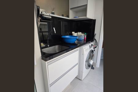 Casa de condomínio para alugar com 160m², 4 quartos e 3 vagas