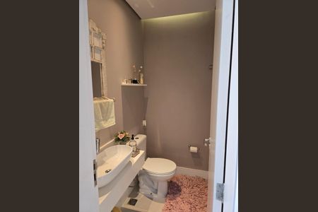 Casa de condomínio para alugar com 160m², 4 quartos e 3 vagas