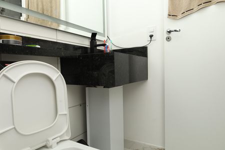 Apartamento à venda com 42m², 2 quartos e sem vagaBanheiro