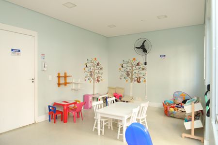Apartamento à venda com 42m², 2 quartos e sem vagaÁrea comum - Brinquedoteca