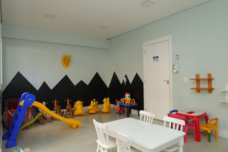 Apartamento à venda com 42m², 2 quartos e sem vagaÁrea comum - Brinquedoteca