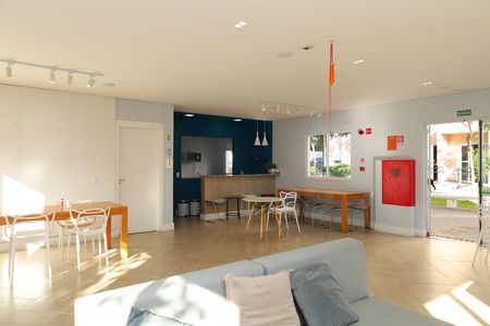 Apartamento à venda com 42m², 2 quartos e sem vagaÁrea comum - Salão de festas