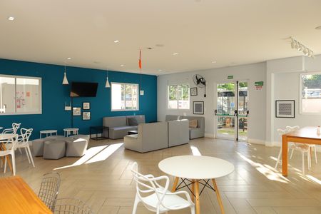 Apartamento à venda com 42m², 2 quartos e sem vagaÁrea comum - Salão de festas