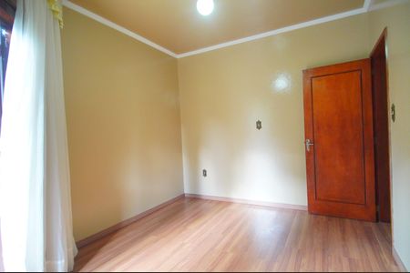 Casa à venda com 177m², 6 quartos e 3 vagasQuarto 2