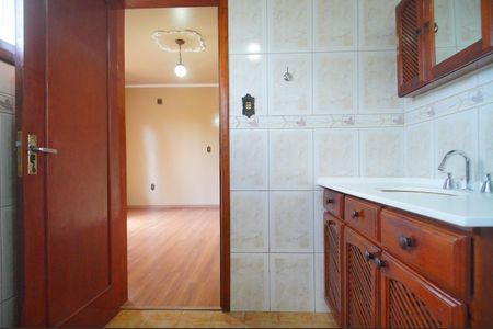 Casa à venda com 177m², 6 quartos e 3 vagasBanheiro da Suíte