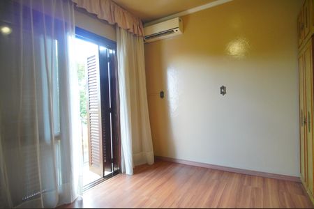 Casa à venda com 177m², 6 quartos e 3 vagasQuarto 1