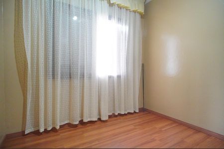 Casa à venda com 177m², 6 quartos e 3 vagasQuarto 3