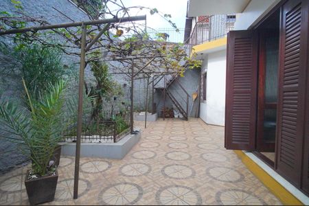 Casa à venda com 177m², 6 quartos e 3 vagasÁrea externa