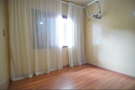 Casa à venda com 177m², 6 quartos e 3 vagasQuarto 4