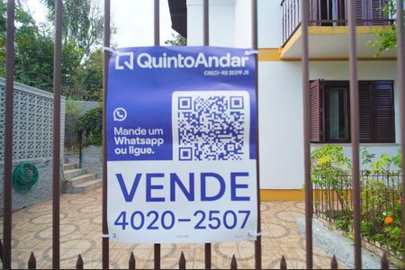 Casa à venda com 177m², 6 quartos e 3 vagasplaca