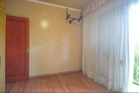 Casa à venda com 177m², 6 quartos e 3 vagasQuarto 1