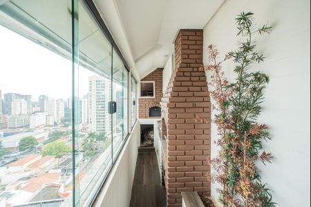 Apartamento para alugar com 210m², 3 quartos e 2 vagas Apartamento para alugar com 210m², 3 quartos e 2 vagasVaranda gourmet