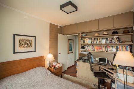 Apartamento para alugar com 210m², 3 quartos e 2 vagas Apartamento para alugar com 210m², 3 quartos e 2 vagasSuíte 2