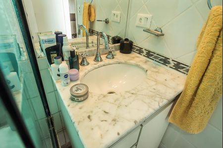 Apartamento para alugar com 210m², 3 quartos e 2 vagas Apartamento para alugar com 210m², 3 quartos e 2 vagasBanheiro da Suíte 2