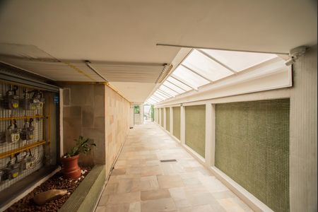 Apartamento para alugar com 210m², 3 quartos e 2 vagas Apartamento para alugar com 210m², 3 quartos e 2 vagasHall de entrada