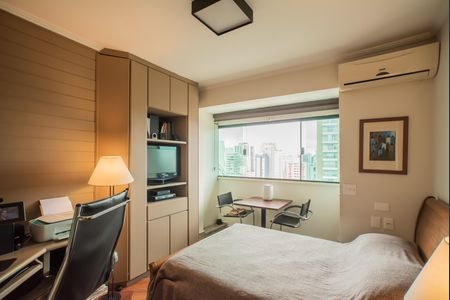 Apartamento para alugar com 210m², 3 quartos e 2 vagas Apartamento para alugar com 210m², 3 quartos e 2 vagasSuíte 2