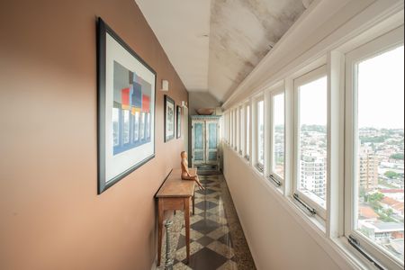 Apartamento para alugar com 210m², 3 quartos e 2 vagas Apartamento para alugar com 210m², 3 quartos e 2 vagasHall de entrada do apartamento
