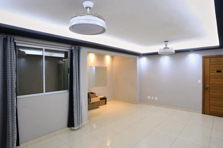 Apartamento à venda com 170m², 4 quartos e 2 vagas