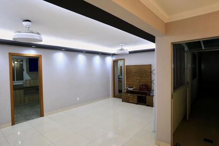 Apartamento à venda com 170m², 4 quartos e 2 vagas