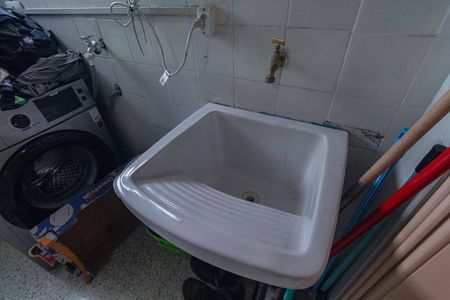 Apartamento à venda com 70m², 3 quartos e 2 vagas Apartamento à venda com 70m², 3 quartos e 2 vagasÁrea de Serviço