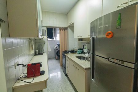 Apartamento à venda com 70m², 3 quartos e 2 vagas Apartamento à venda com 70m², 3 quartos e 2 vagasCozinha