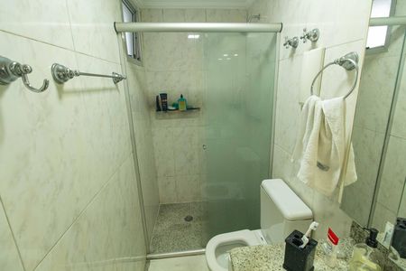 Apartamento à venda com 70m², 3 quartos e 2 vagas Apartamento à venda com 70m², 3 quartos e 2 vagasBanheiro 2