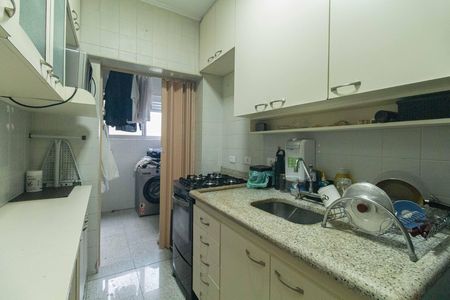 Apartamento à venda com 70m², 3 quartos e 2 vagas Apartamento à venda com 70m², 3 quartos e 2 vagasCozinha