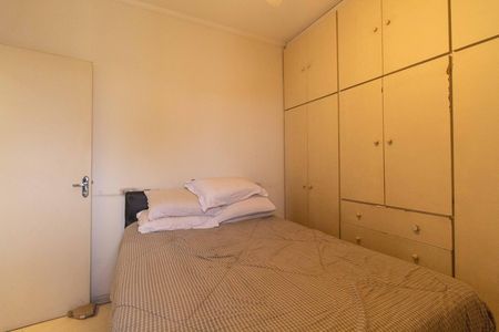 Quarto 2 de apartamento para alugar com 3 quartos, 70m² em Chácara Klabin, São Paulo