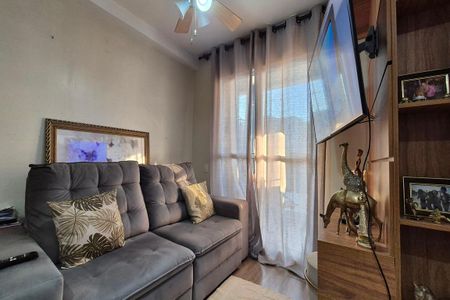 Sala de apartamento à venda com 3 quartos, 64m² em Jardim Ipaussurama, Campinas
