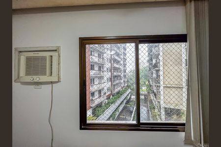 Apartamento para alugar com 80m², 2 quartos e 1 vaga