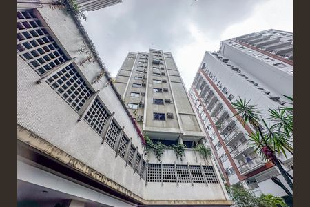 Apartamento para alugar com 80m², 2 quartos e 1 vaga