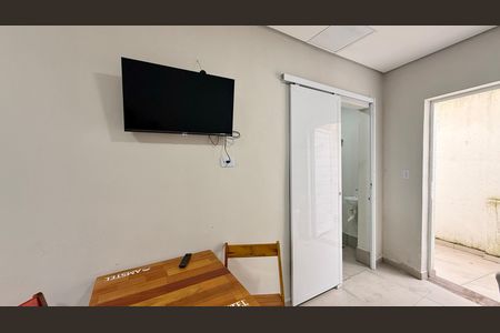 Casa para alugar com 40m², 1 quarto e 1 vagaQuarto