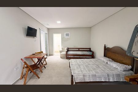 Sala de casa para alugar com 1 quarto, 40m² em Vila Julia, Guarujá