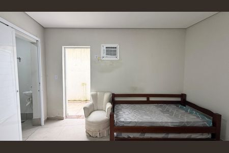 Casa para alugar com 40m², 1 quarto e 1 vagaQuarto
