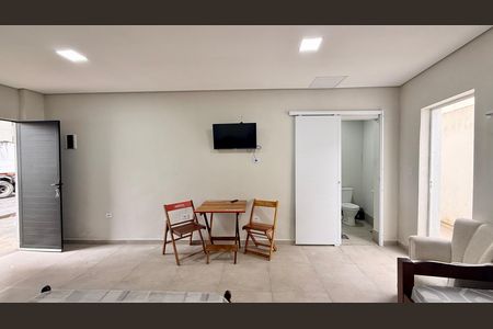 Sala de casa para alugar com 1 quarto, 40m² em Vila Julia, Guarujá