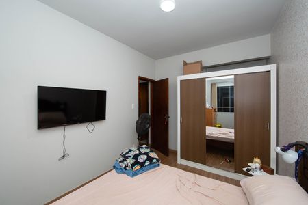 Apartamento à venda com 115m², 3 quartos e sem vaga Apartamento à venda com 115m², 3 quartos e sem vagaQUARTO1