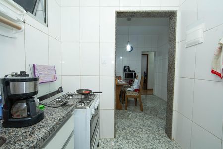 Apartamento à venda com 115m², 3 quartos e sem vaga Apartamento à venda com 115m², 3 quartos e sem vagaCOZINHA