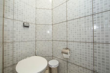Apartamento à venda com 115m², 3 quartos e sem vaga Apartamento à venda com 115m², 3 quartos e sem vagaBANHEIRO DE EMPREGADA
