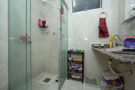 Apartamento à venda com 115m², 3 quartos e sem vaga Apartamento à venda com 115m², 3 quartos e sem vagaBANHEIRO