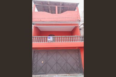 Casa à venda com 300m², 5 quartos e 2 vagas Casa à venda com 300m², 5 quartos e 2 vagasFachada