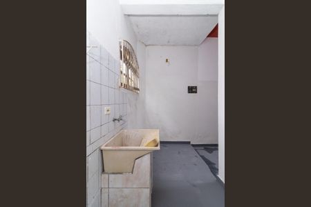 Casa à venda com 300m², 5 quartos e 2 vagas Casa à venda com 300m², 5 quartos e 2 vagasÁrea de Serviço