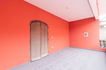 Casa à venda com 300m², 5 quartos e 2 vagas Casa à venda com 300m², 5 quartos e 2 vagasVaranda da Suíte 3
