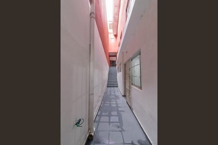 Casa à venda com 300m², 5 quartos e 2 vagas Casa à venda com 300m², 5 quartos e 2 vagasCorredor