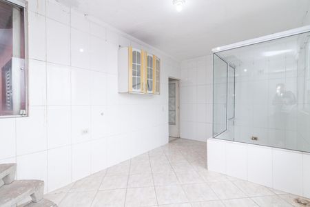 Casa à venda com 300m², 5 quartos e 2 vagas Casa à venda com 300m², 5 quartos e 2 vagasÁrea de Serviço