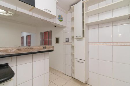 Casa à venda com 300m², 5 quartos e 2 vagas Casa à venda com 300m², 5 quartos e 2 vagasCozinha