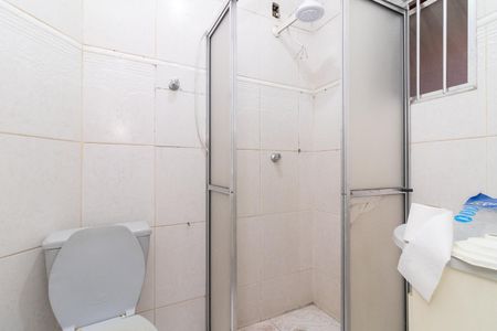 Casa à venda com 300m², 5 quartos e 2 vagas Casa à venda com 300m², 5 quartos e 2 vagasBanheiro da Suíte 4