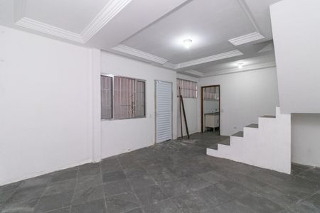 Casa à venda com 300m², 5 quartos e 2 vagas Casa à venda com 300m², 5 quartos e 2 vagassala
